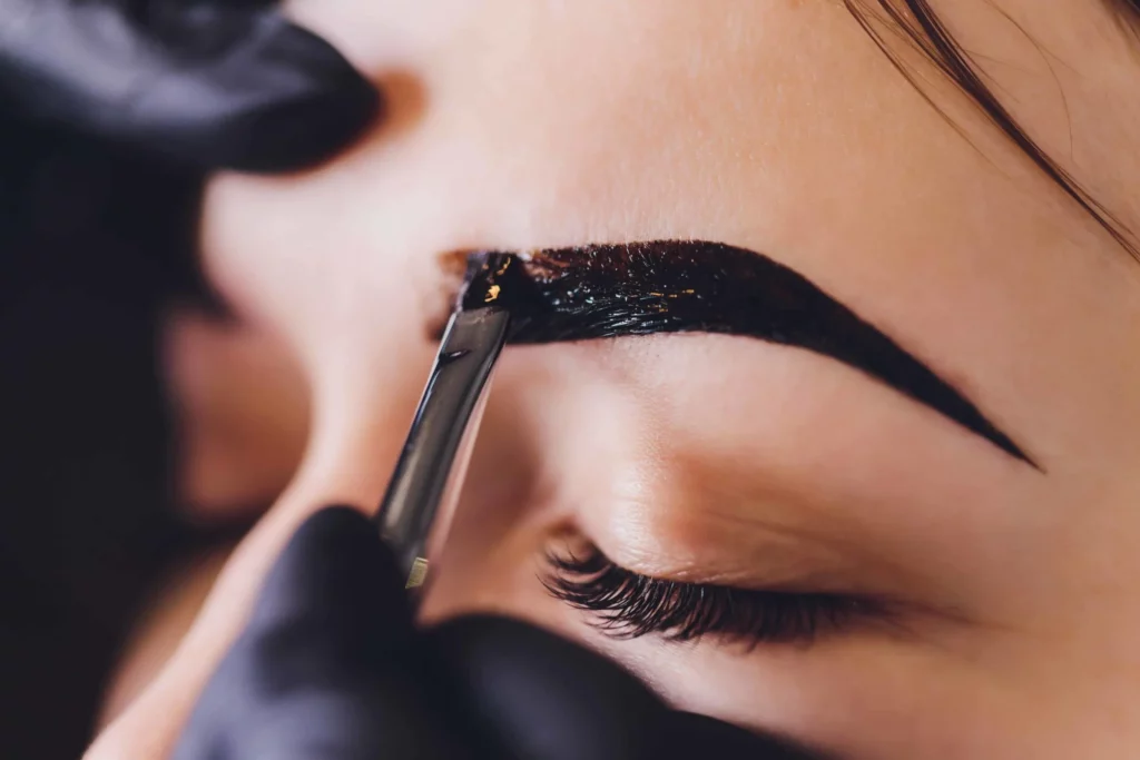 Henna Brows: Your Complete Guide to the Latest Trend | Skynn Deep Beauty & Aesthetics in Plainview, NY