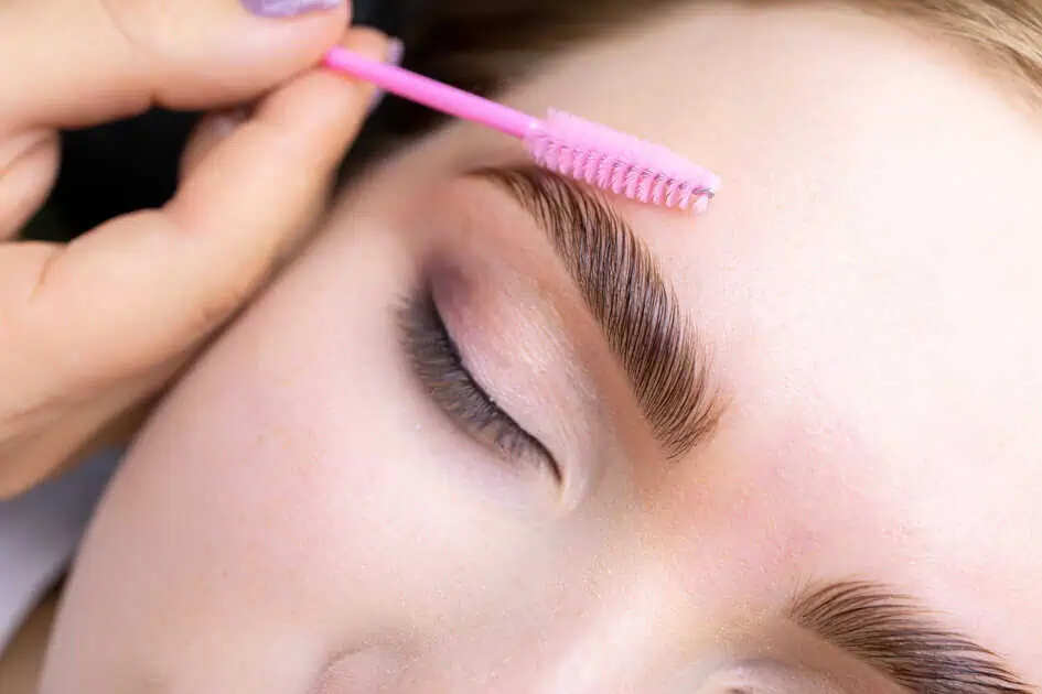 Eyebrow Shaping Trends by KKD MANAGEMENT NY LLC, DBA SKYNN DEEP in Plainview, Ny