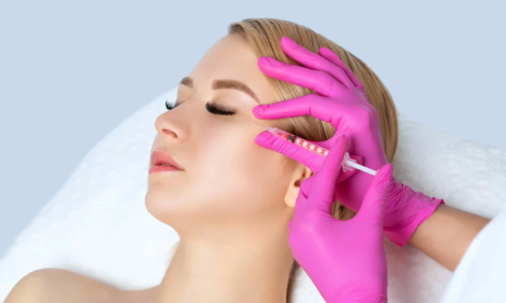 Women getting Neurotoxin Treatment in Plainview, NY from Professional